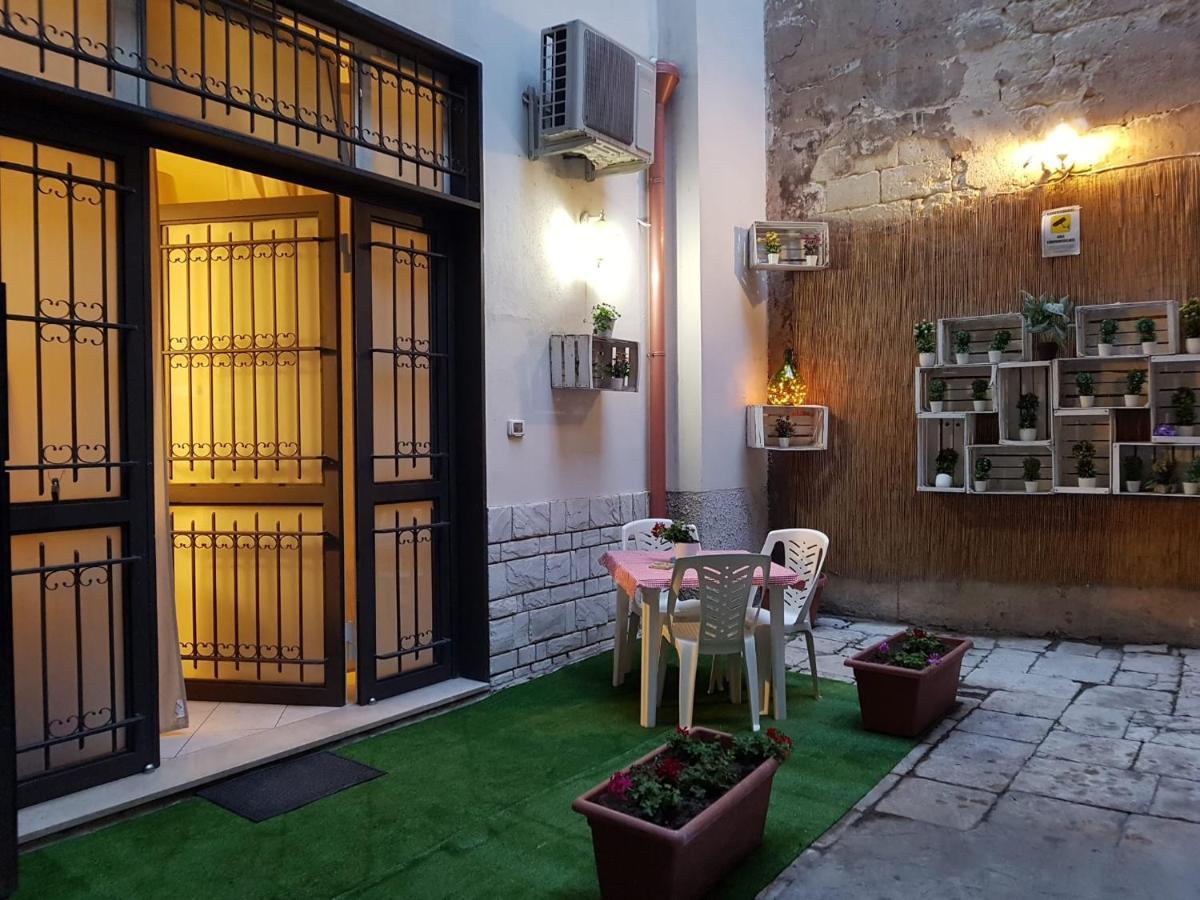 Philos - Appartements & Rooms Ταράντο Εξωτερικό φωτογραφία